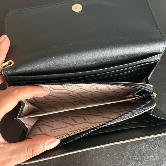 Marc New York (Andrew Marc) Pink  Pebbled Faux Leather Wallet - Picture 8 of 17